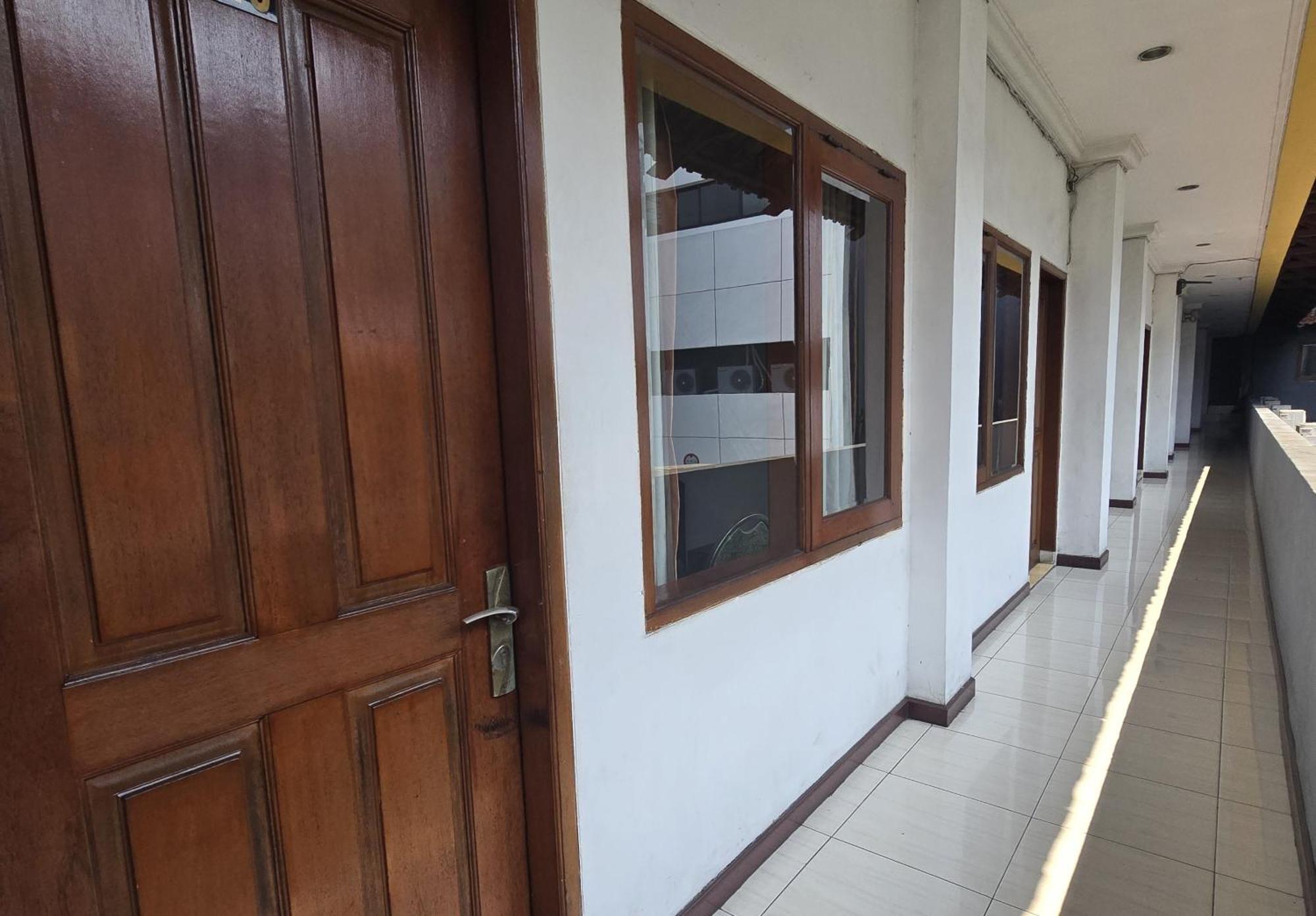 Hotel Maxim Kwitang Jakarta Exterior photo