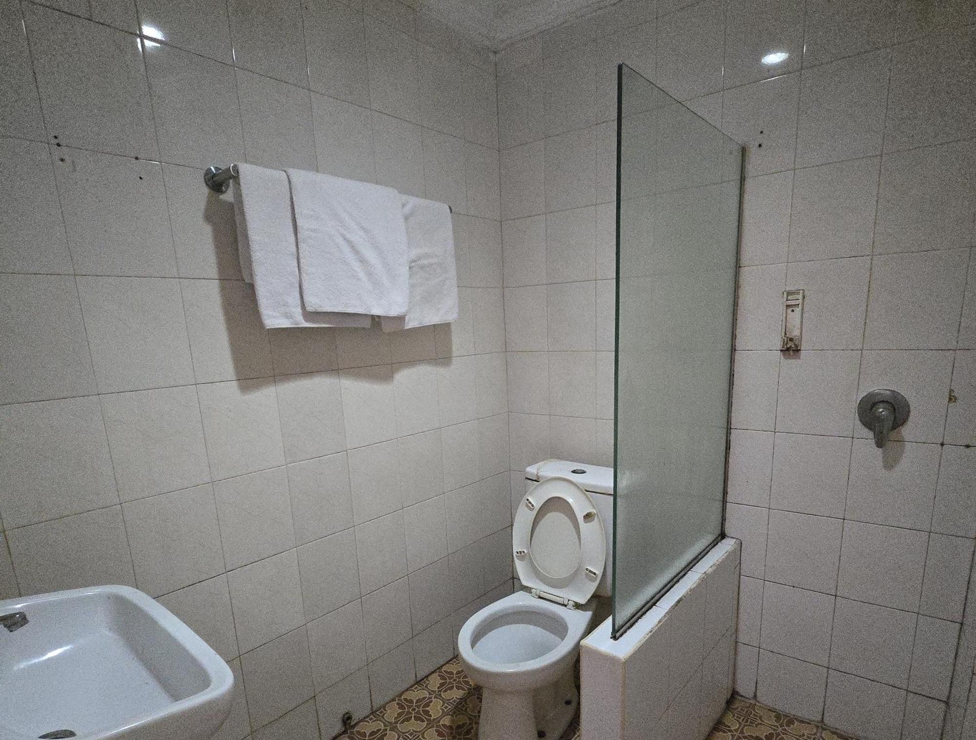 Hotel Maxim Kwitang Jakarta Room photo
