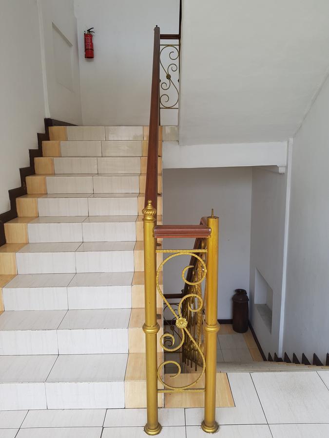 Hotel Maxim Kwitang Jakarta Exterior photo
